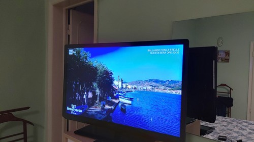 Pollici usato - tv,